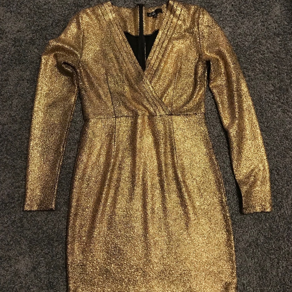 C. Luce long sleeve gold body-con sparkle dress M